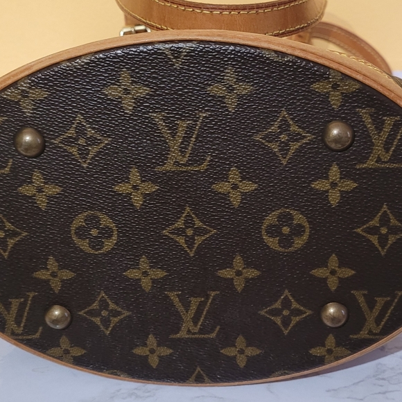 LV Bucket 23 - Picture 9 of 14
